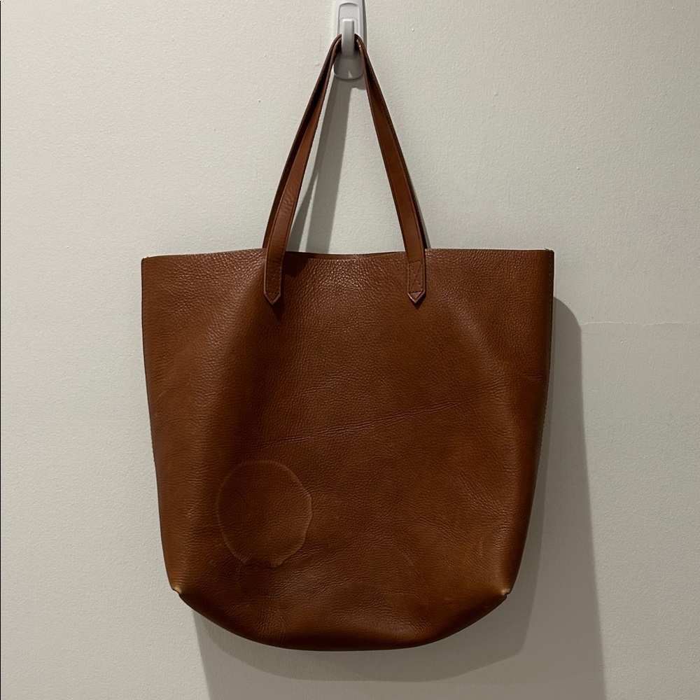 Madewell Transport Tote in English Saddle